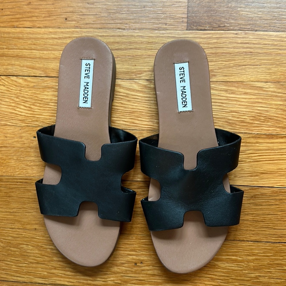Steve Madden black leather sandals; 7.5; new